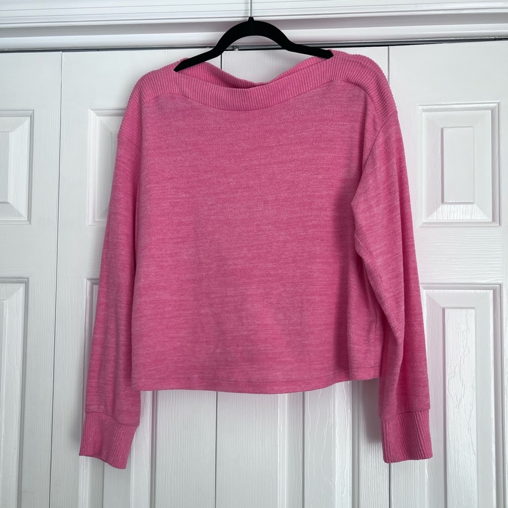 H&M pink sweater